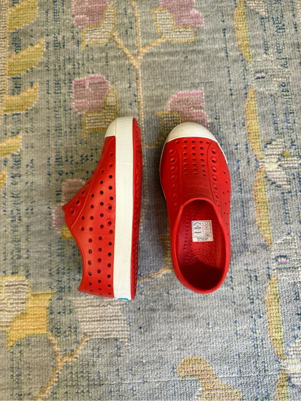 Native Jefferson Kids Torch Red Shell White Slip On Shoes Size C11 Little Kid